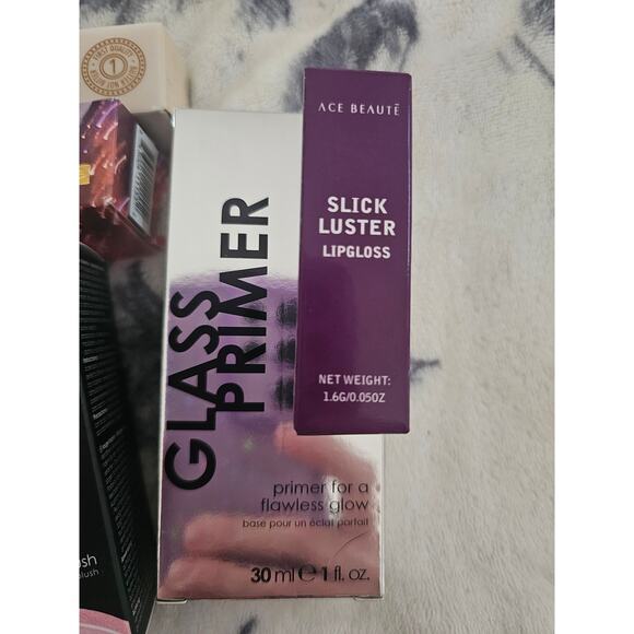 Make up bundle- 6 items from Ipsy - Picture 4 of 6